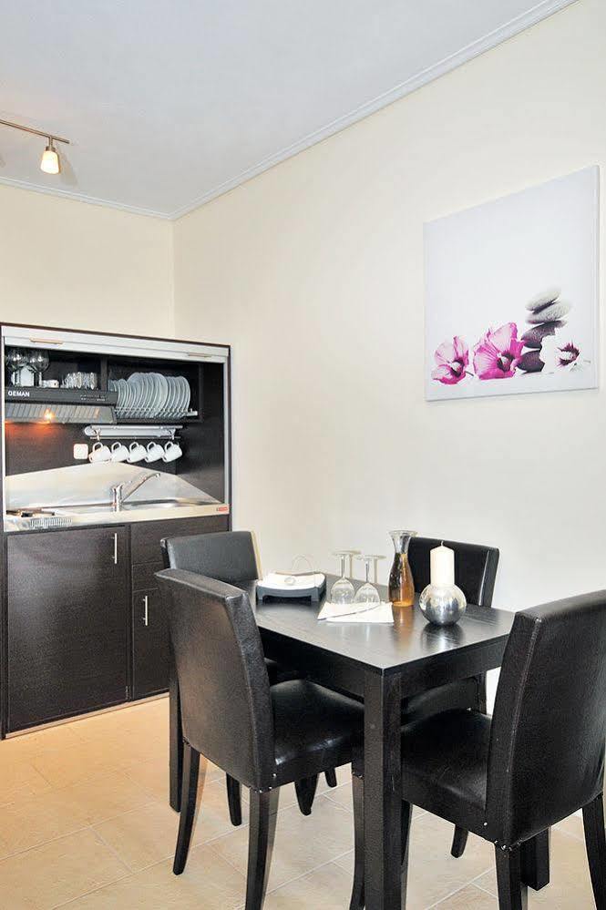 Aithra Apartments & Suites Gavrio Eksteriør billede